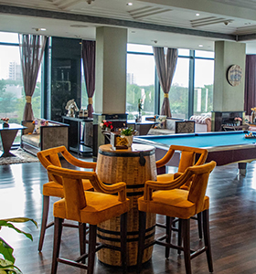 AK's Cocktail Bar